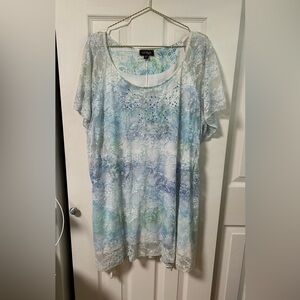 Dressy lacy 2XL top